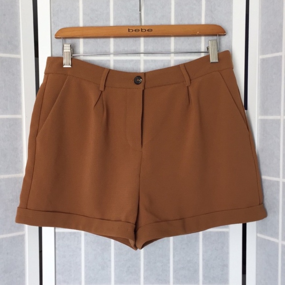 FOREVER 21 orange brown cuffed flat front Short L